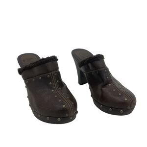 Candie's Vintage Brown Sherpa Clogs Size 6 Faux Leather Women